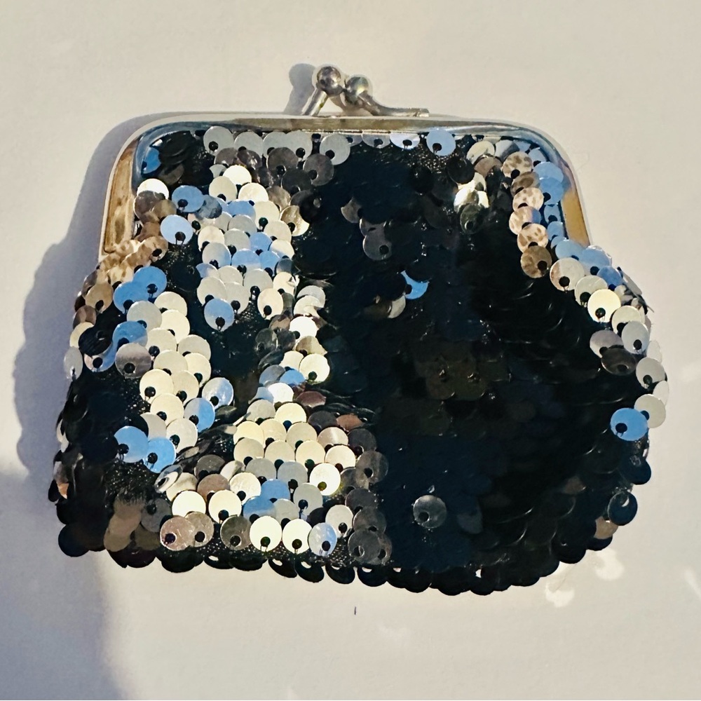 Sequin Black and Silver Kisslock Coin Purse